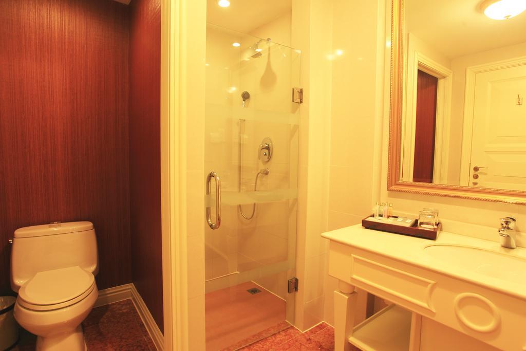 Shanghai Eiffelton Hotel Zewnętrze zdjęcie